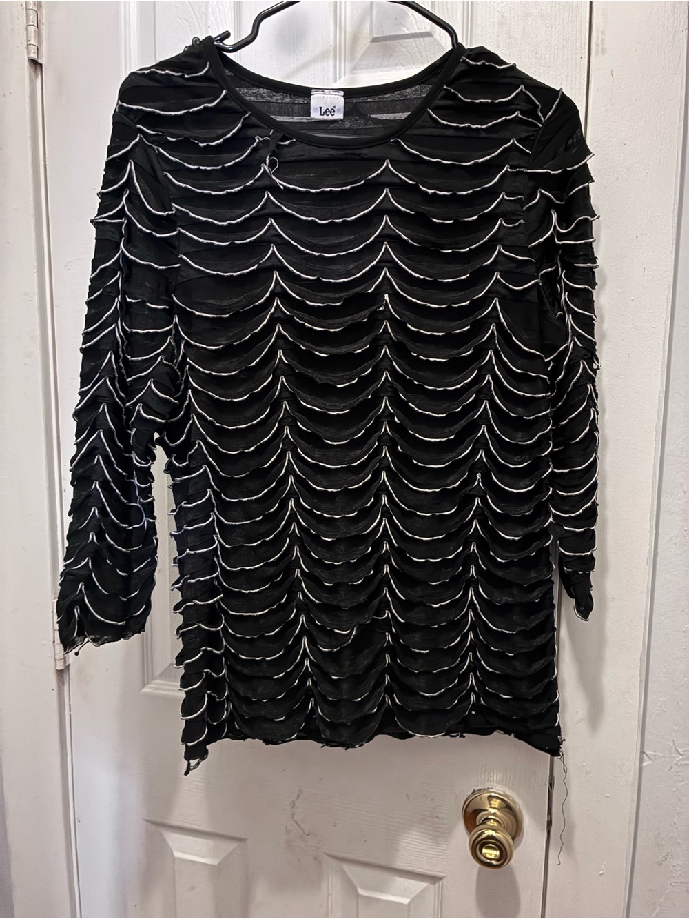Women’s Black & White Patterned Long Sleeve Top Size M